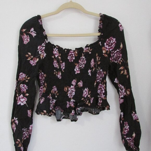 Wild Fable Floral Top || Smocked floral top - Picture 4 of 4